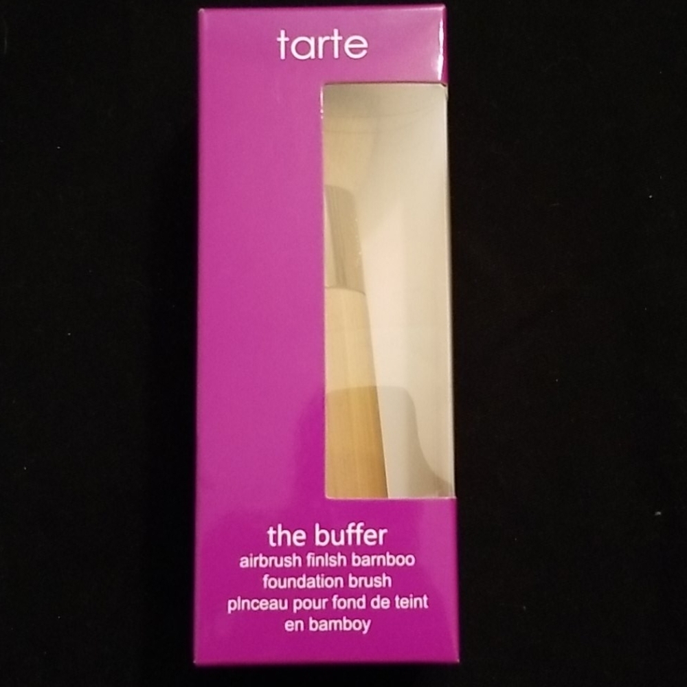 Tarte The Buffer - Bamboo finish brush